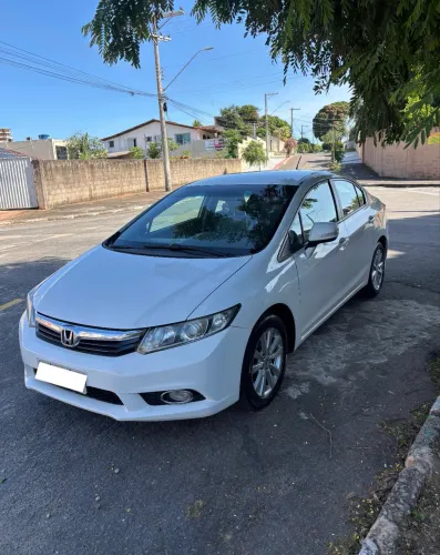 Honda Civic Sedan LXR 2.0 Flexone 16V Aut. 4P 2014