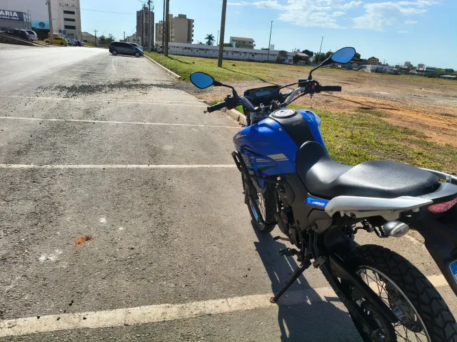 Vende -se Lander