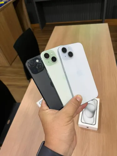 iPhone 15 128gb com garantia de 1 ano / várias cores 