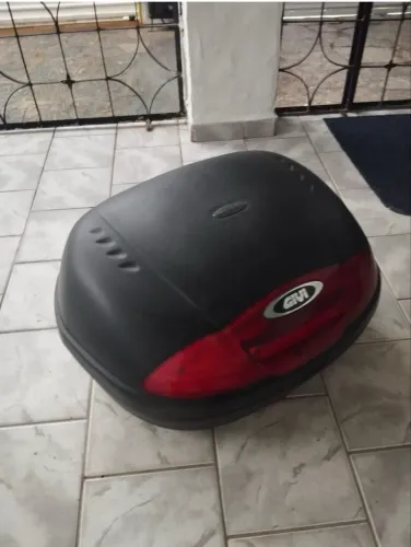 VENDO BAÚ PARA MOTO 45 LITROS