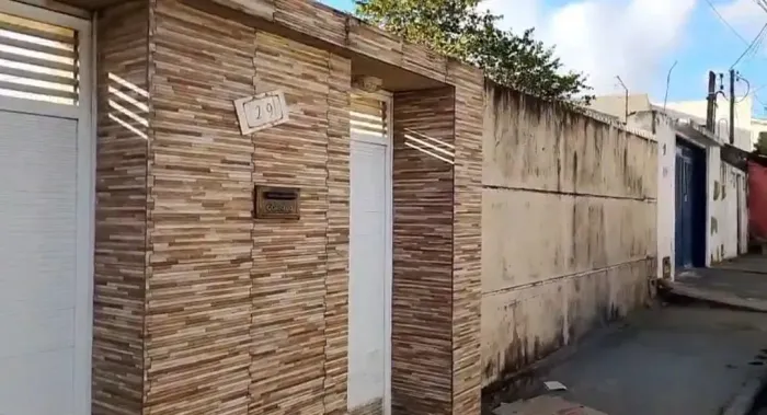 Vendo Excelente Terreno 20 * 70 Todo Plano no Barro Duro