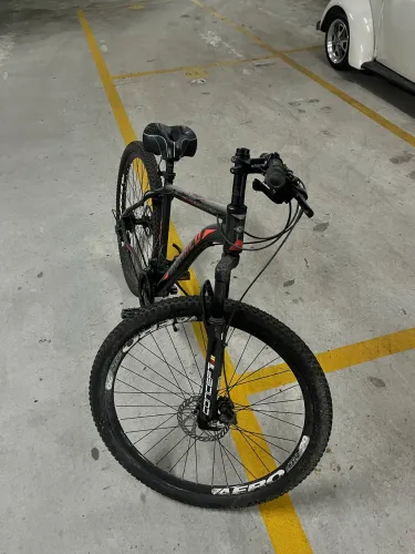 Bicicleta Seminova Monaco Storm