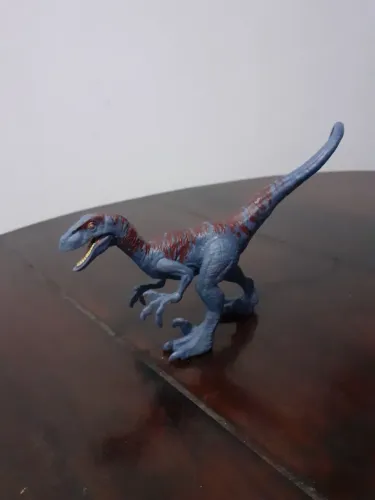 Jurassic world velociraptor mattel