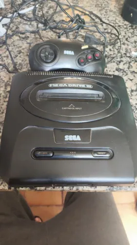 Mega Drive 3 com controle e um jogo Cib, sem cabo de video