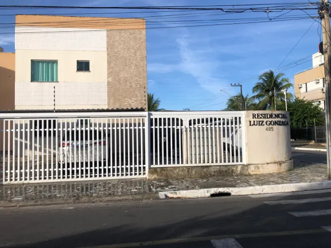 Al ap mobiliado com 2/4 a 200m da orla
