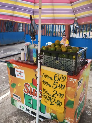Carrinho de suco de laranja