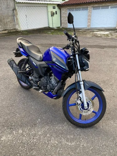 Moto factor NOVÍSSIMA apenas 4mil km