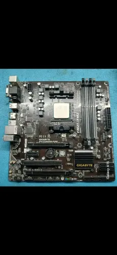 Vendo essa placa mãe FM2 + DDR3 Mais prossessador  A10 7800