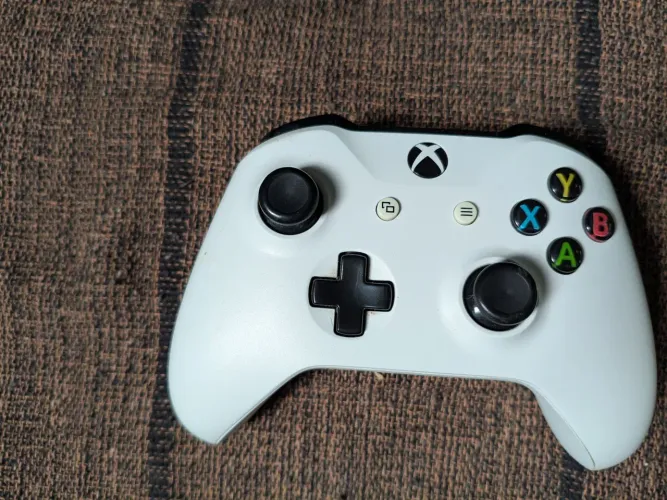 Controle Xbox one funcionando perfeitamente 