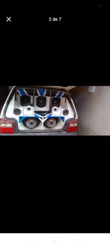 Vendo Fiat uno 2006 com som tocando 