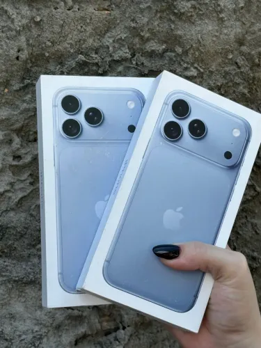 Vendo iphone 18 pro max lacrado