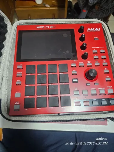 Akai mpc  one plus 