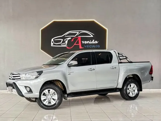 Toyota Hilux CD SRV 4X2 2.7 Flex 16V Aut. 2017