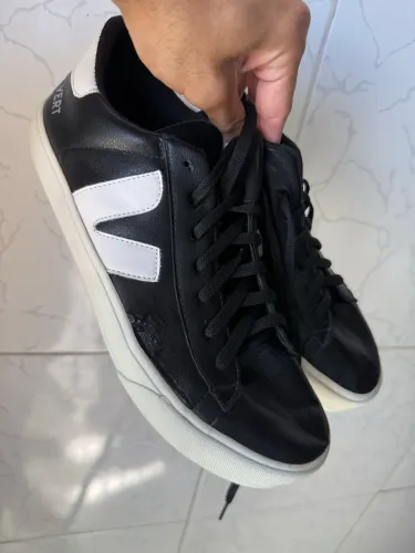 Sapatos 