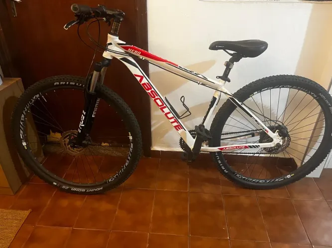 Bicicleta Aro 29 Absolute Nero
