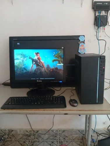 Vende se Pc completo core i5 3 geração 8gb memória SSD 240gb placa de vídeo 2gb monitor 20