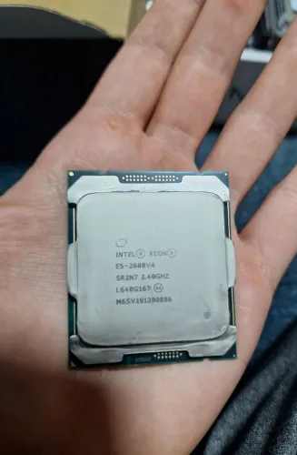 Kit Xeon: X99 + E5-2680V4 + Air Cooler Ice 200