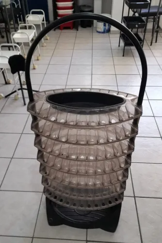 vendo expositor de esmaltes grande