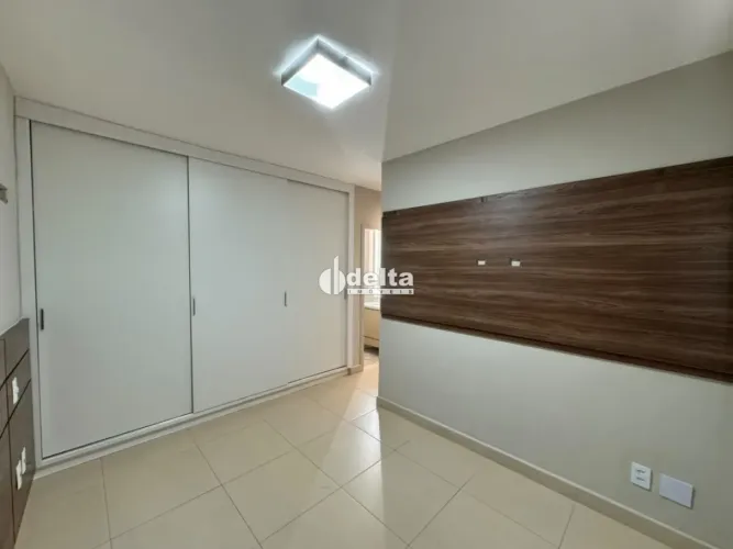 Apartamento com 2 quartos sendo 1 suíte disponível para venda no bairro Tubalina em Uberlâ