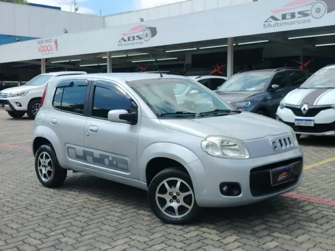 Fiat Uno Vivace Celeb. 1.0 EVO F.flex 8V 5P 2012