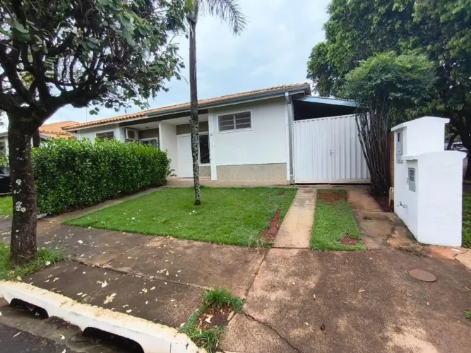 Venda de Casas / Condomínio na cidade de Araraquara