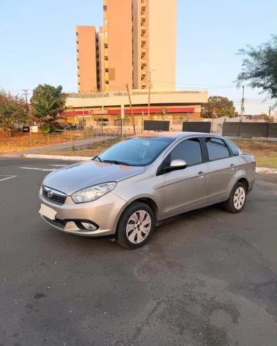 Fiat Grand Siena Attrac. 1.4 EVO F.flex 8V 2015