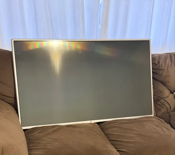 TV LG SMART com defeito