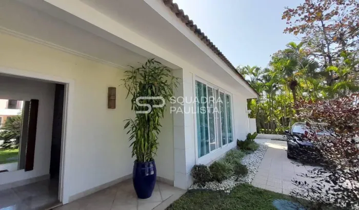 Casa em condomínio Granville no Guarujá