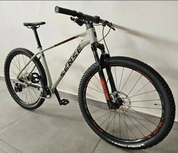Bicicleta bike mtb 29 Sense Impact SL alumínio Shimano SLX 12vel RockShock Recon Ar/óleo