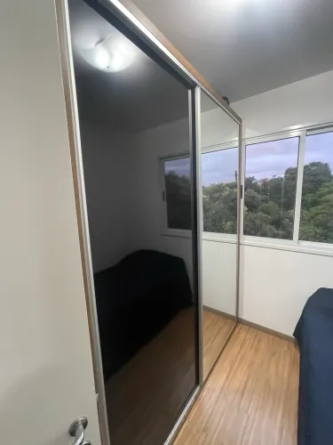 Vendo Guarda Roupa MDF 