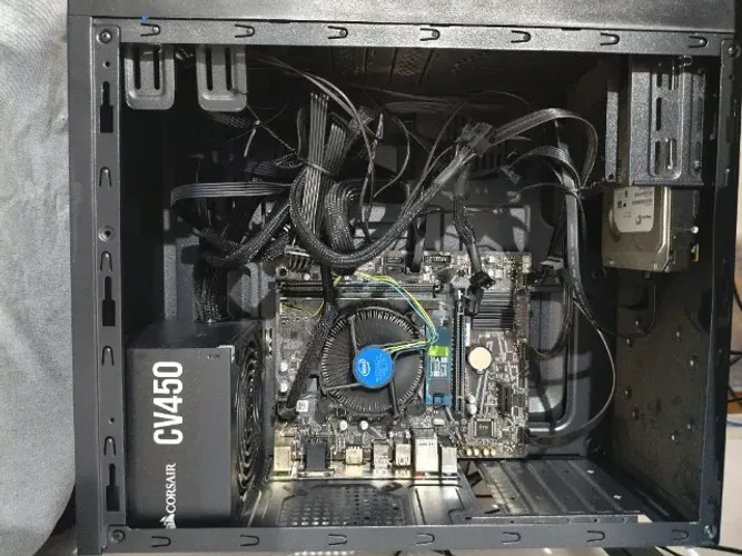 PC Gigabyte Core i5-10400 + 8 GB DDR4 2666 MHz + SSD Nvme 240GB + 500GB HDD