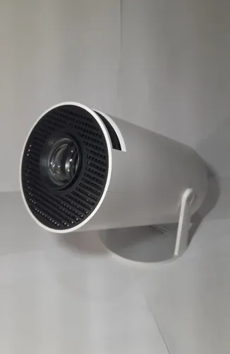 Projetor HY300