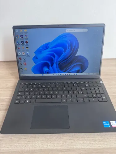 Vendo notebook Dell Vostro 3510 I5
