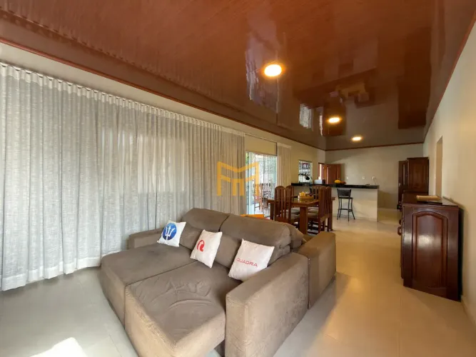 Casa com 3 quartos para aluguel no Conjunto Manguri