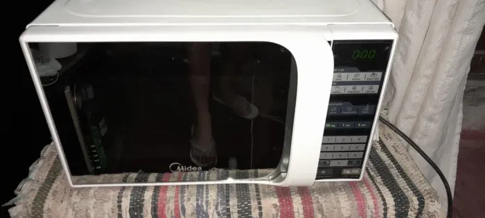 Microondas Midea top barato