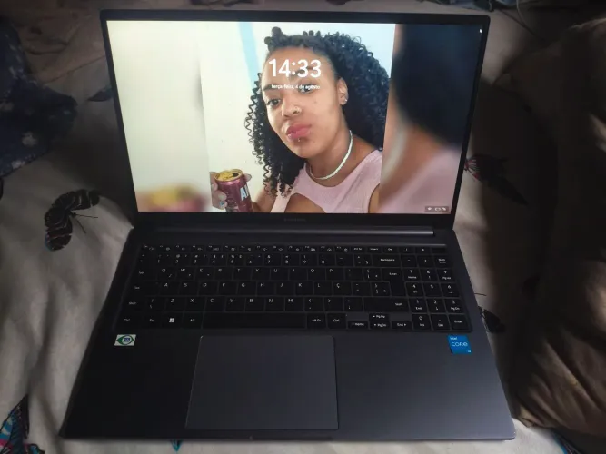vendo uma notebook da Samsung
