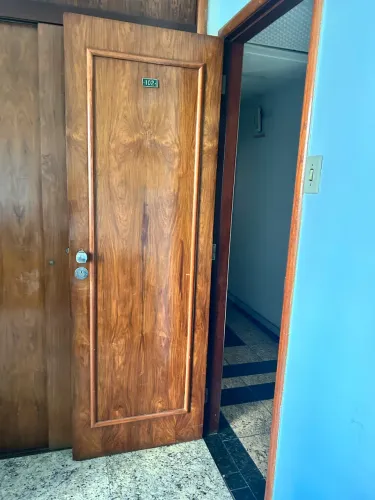 Porta madeira sem o marco