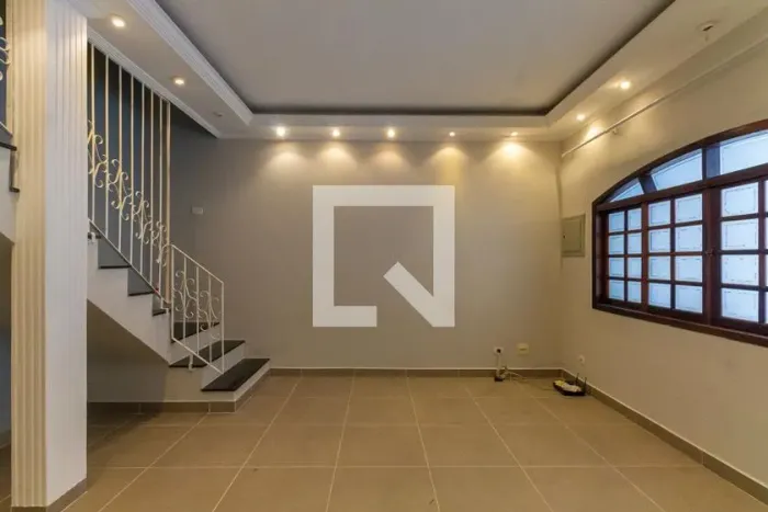 Casa à Venda - Penha de França, 3 Quartos, 330 m2