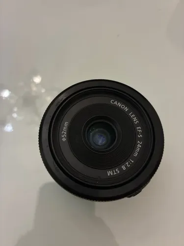 Lente Canon EF-S 24mm