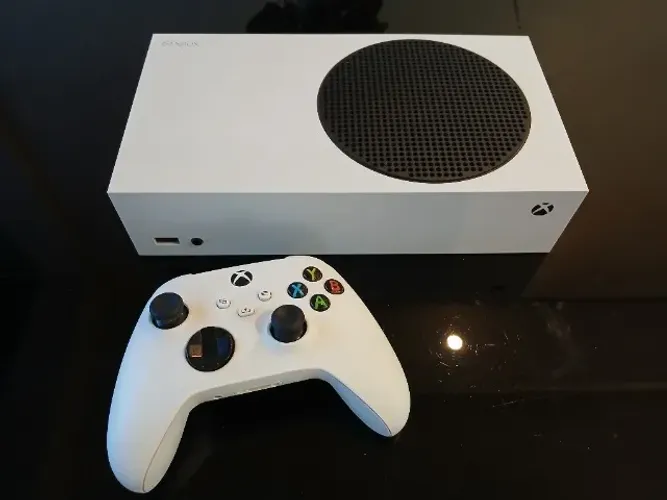 XBOX Series S - Na caixa c/ 1 controle