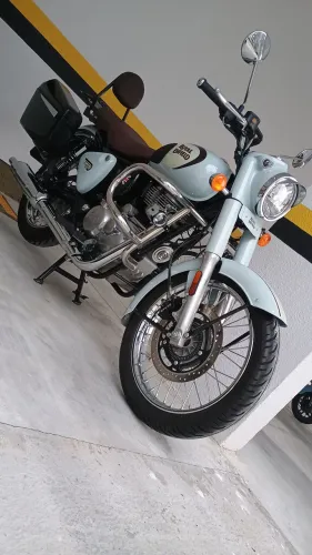 Royal Classic 350 Halcyon