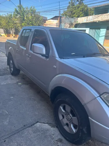 Nissan Frontier XE CD 4X4 2.5 TB Diesel 2011