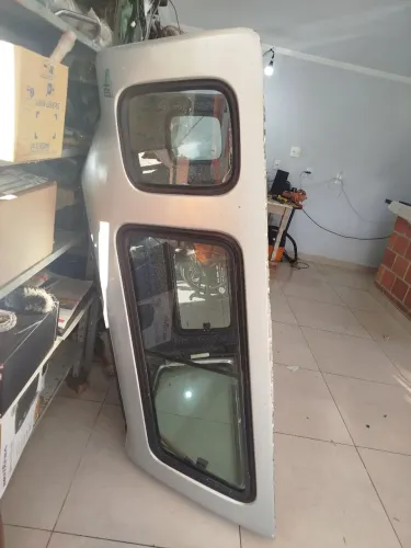 Capota de fibra, vende ou troco com carretinha reboque.