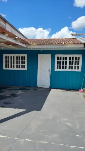 Alugo casa 1.300.00 mais calção