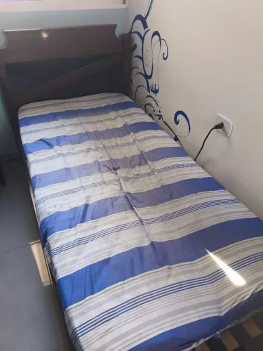 Cama de Solteiro de Madeira + Colchão de Brinde | Itaim Paulista