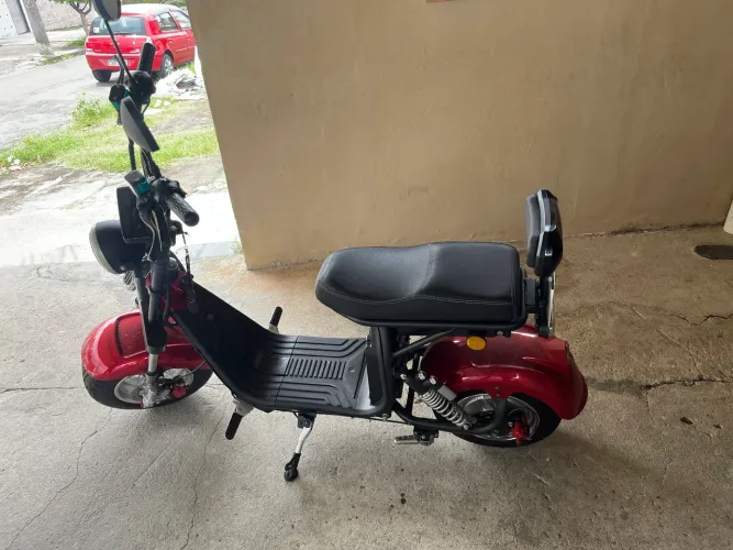 Moto elétrica X11 2025