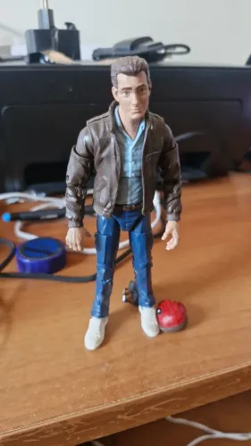 Marvel legends peter parker