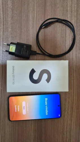 Samsung Galaxy S21 FE 5G 128GB com caixa e carregador