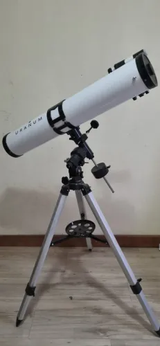 TELESCÓPIO DA MARCA URANUM
