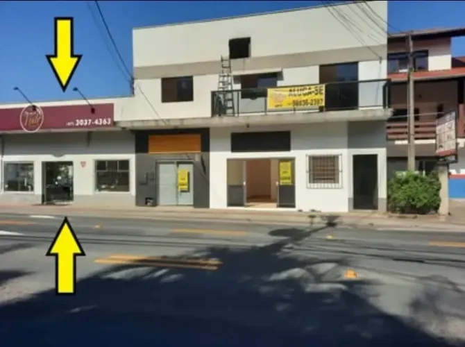 Monte seu negócio com estacionamento proprio, sala 153 m² , 2 banheiros, em area de grande